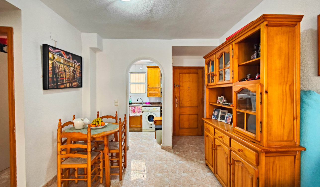 Herverkoop - Appartement / Flat - Torrevieja - Antonio Machado