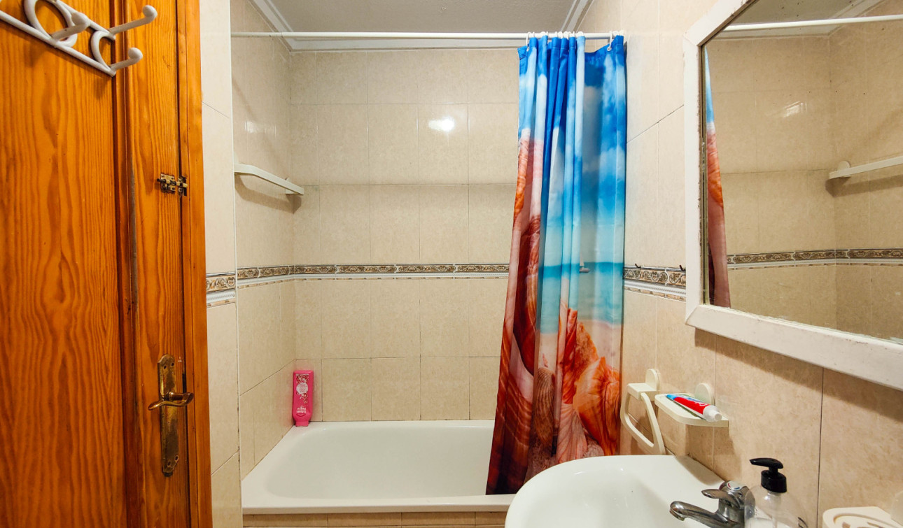 Herverkoop - Appartement / Flat - Torrevieja - Antonio Machado