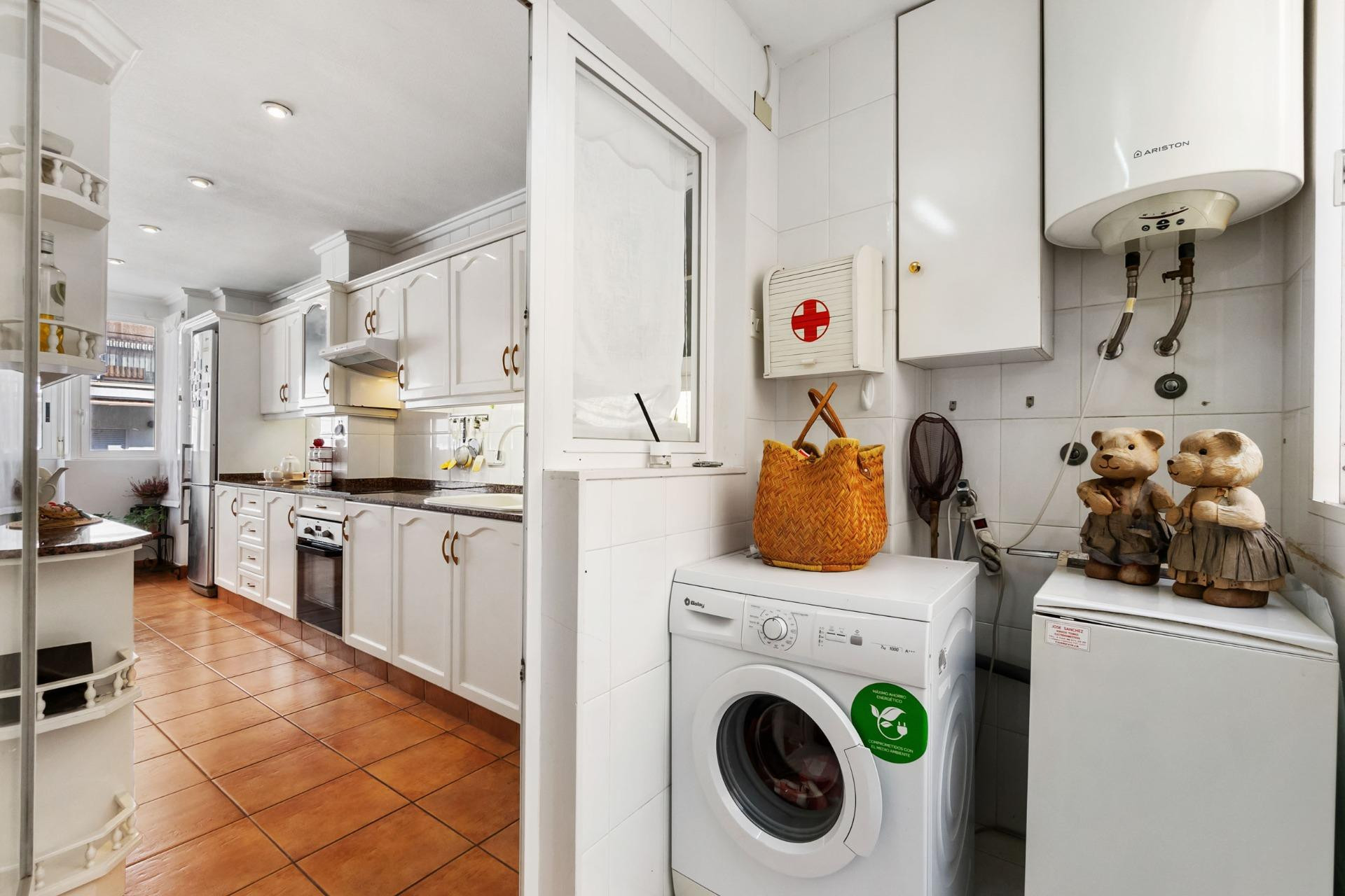 Herverkoop - Appartement / Flat - Torrevieja - Centro - Muelle Pesquero
