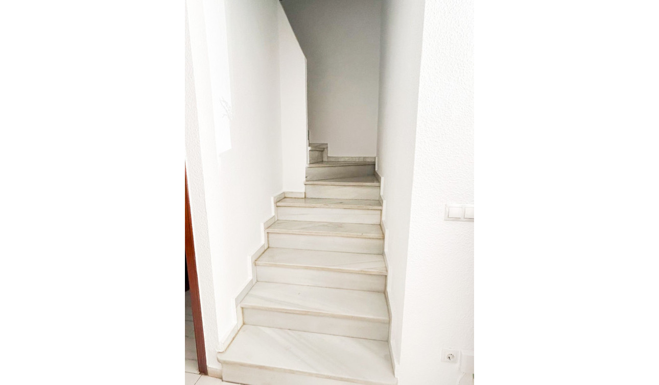 Herverkoop - Appartement / Flat - Torrevieja - Centro