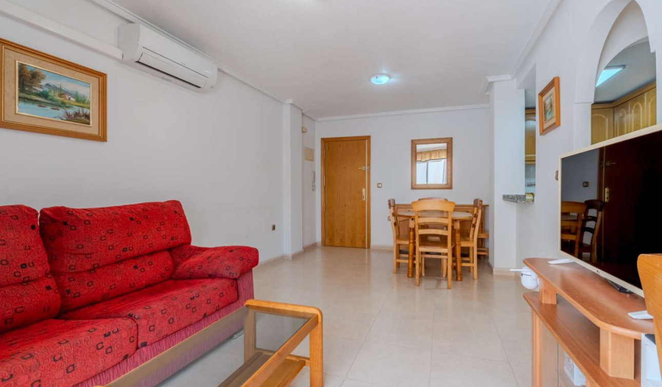 Herverkoop - Appartement / Flat - Torrevieja - Centro