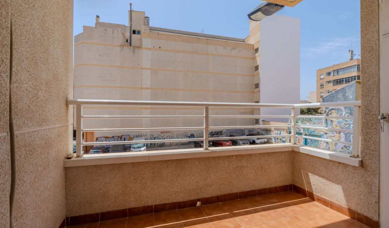 Herverkoop - Appartement / Flat - Torrevieja - Centro