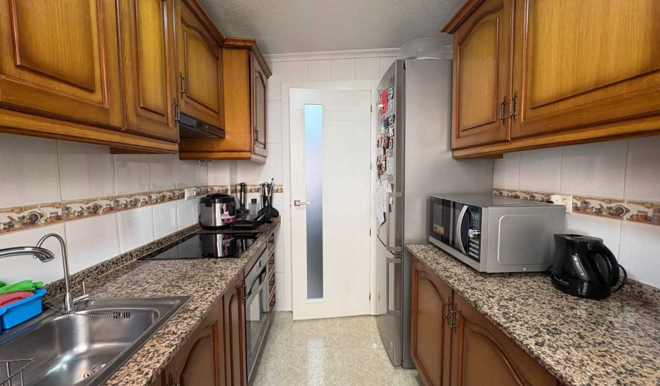 Herverkoop - Appartement / Flat - Torrevieja - Centro