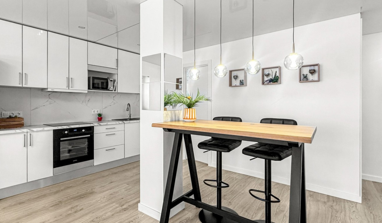 Herverkoop - Appartement / Flat - Torrevieja - El Acequión - Los Náufragos