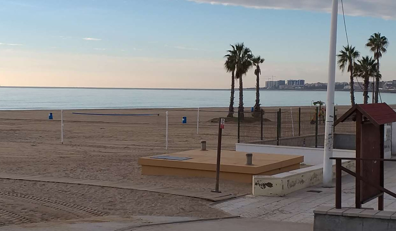 Herverkoop - Appartement / Flat - Torrevieja - El acequión