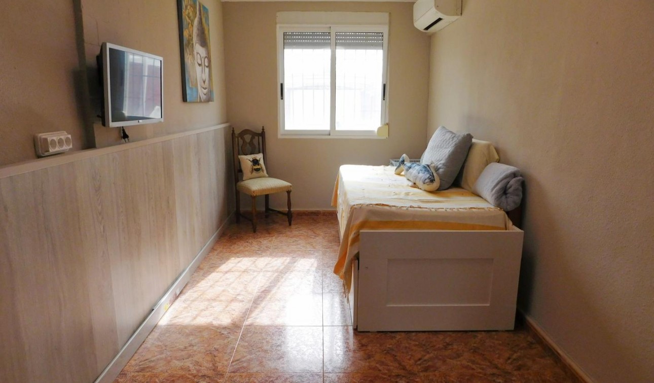Herverkoop - Appartement / Flat - Torrevieja - El chaparral
