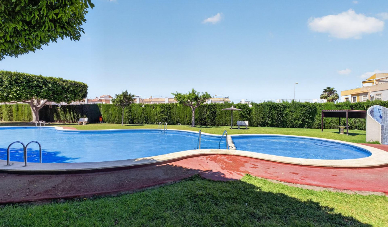 Herverkoop - Appartement / Flat - Torrevieja - El limonar