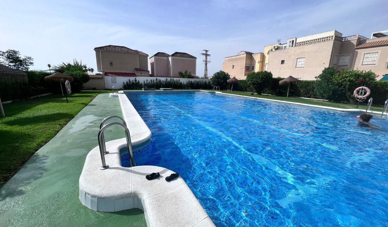 Herverkoop - Appartement / Flat - Torrevieja - El Limonar