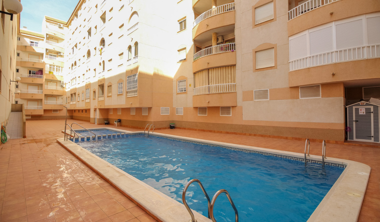 Herverkoop - Appartement / Flat - Torrevieja - El Molino