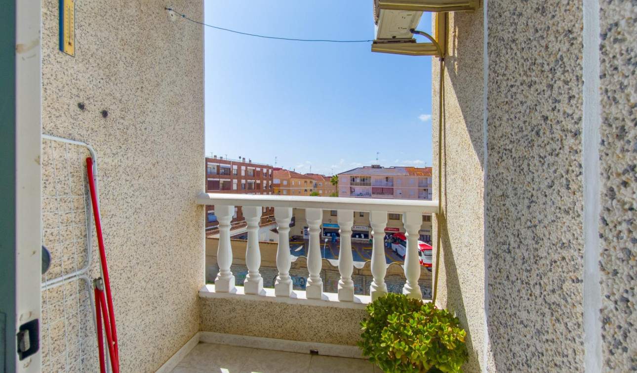Herverkoop - Appartement / Flat - Torrevieja - Estacion de autobuses