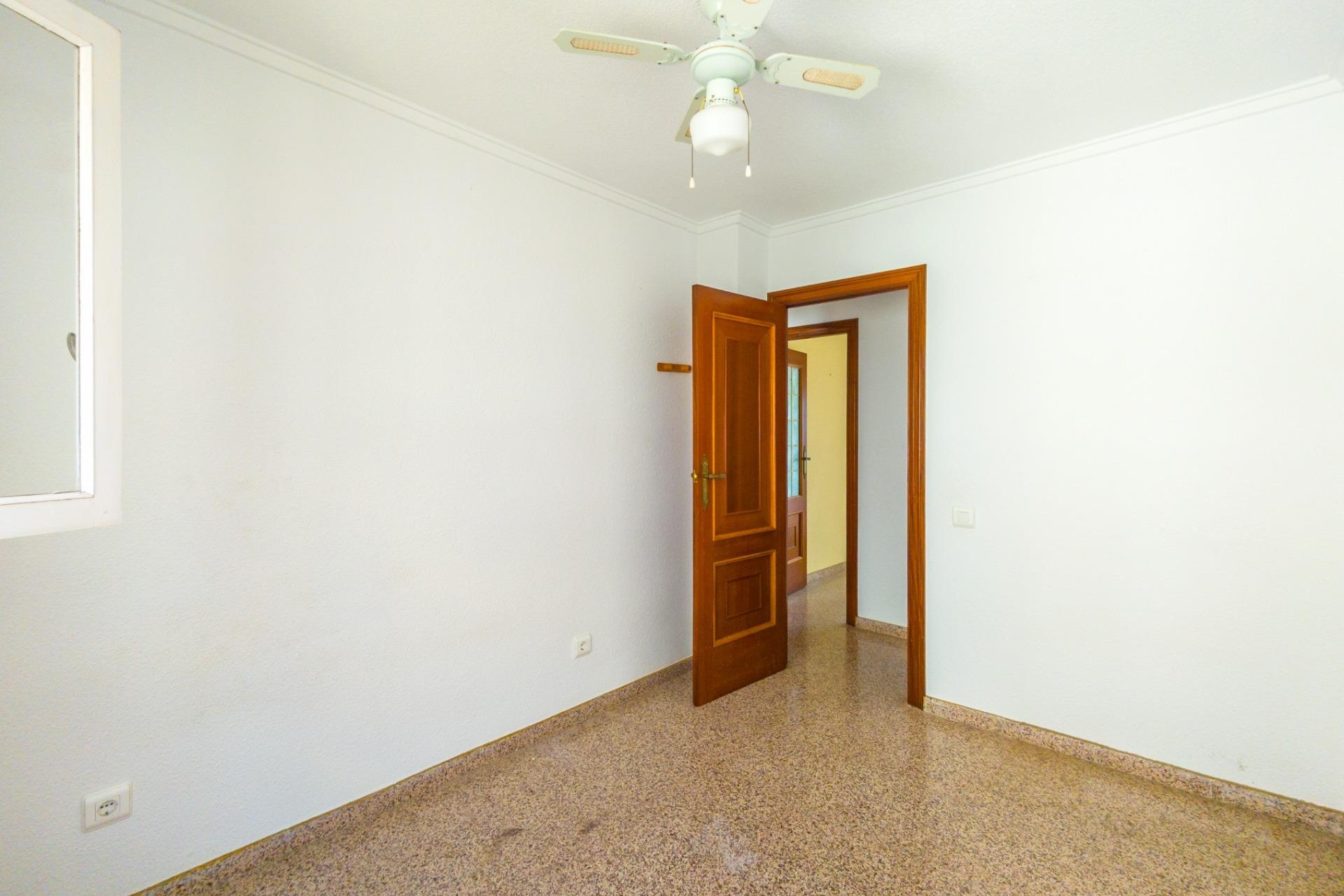 Herverkoop - Appartement / Flat - Torrevieja - La Mata pueblo