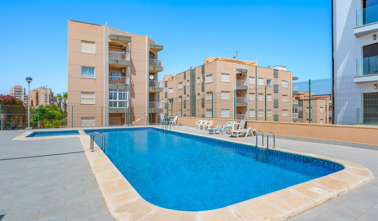 Herverkoop - Appartement / Flat - Torrevieja - La Mata