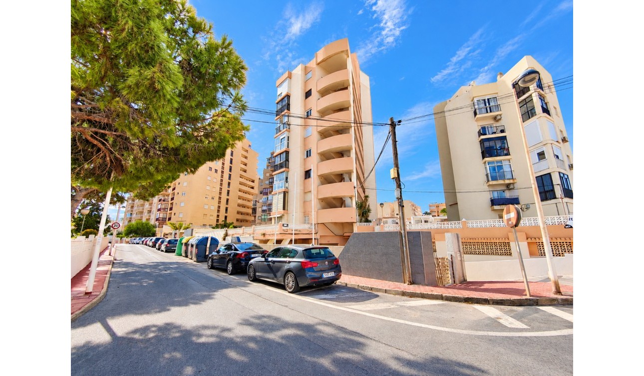 Herverkoop - Appartement / Flat - Torrevieja - La Mata