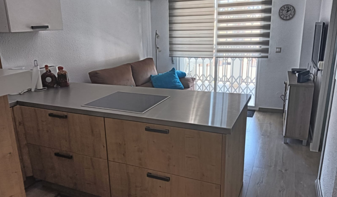 Herverkoop - Appartement / Flat - Torrevieja - La Mata