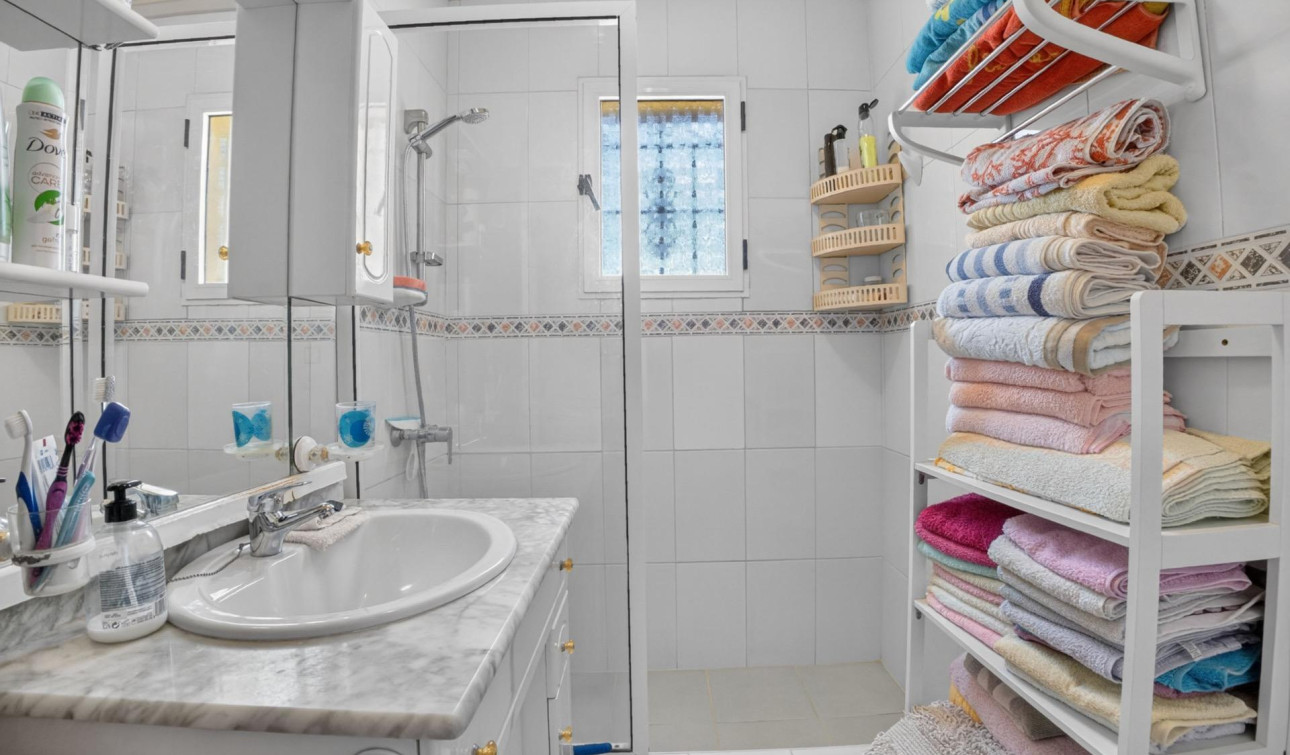 Herverkoop - Appartement / Flat - Torrevieja - La Siesta - El Salado - Torreta