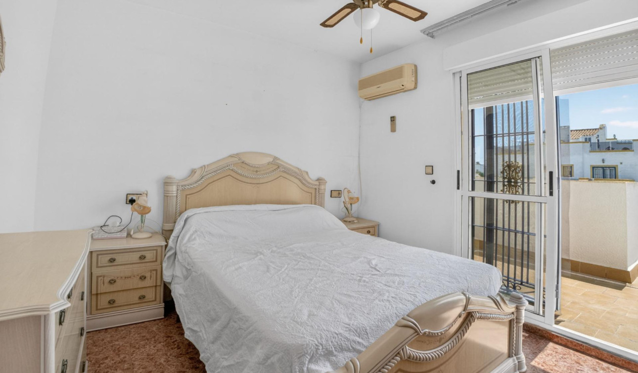 Herverkoop - Appartement / Flat - Torrevieja - La Siesta - El Salado - Torreta