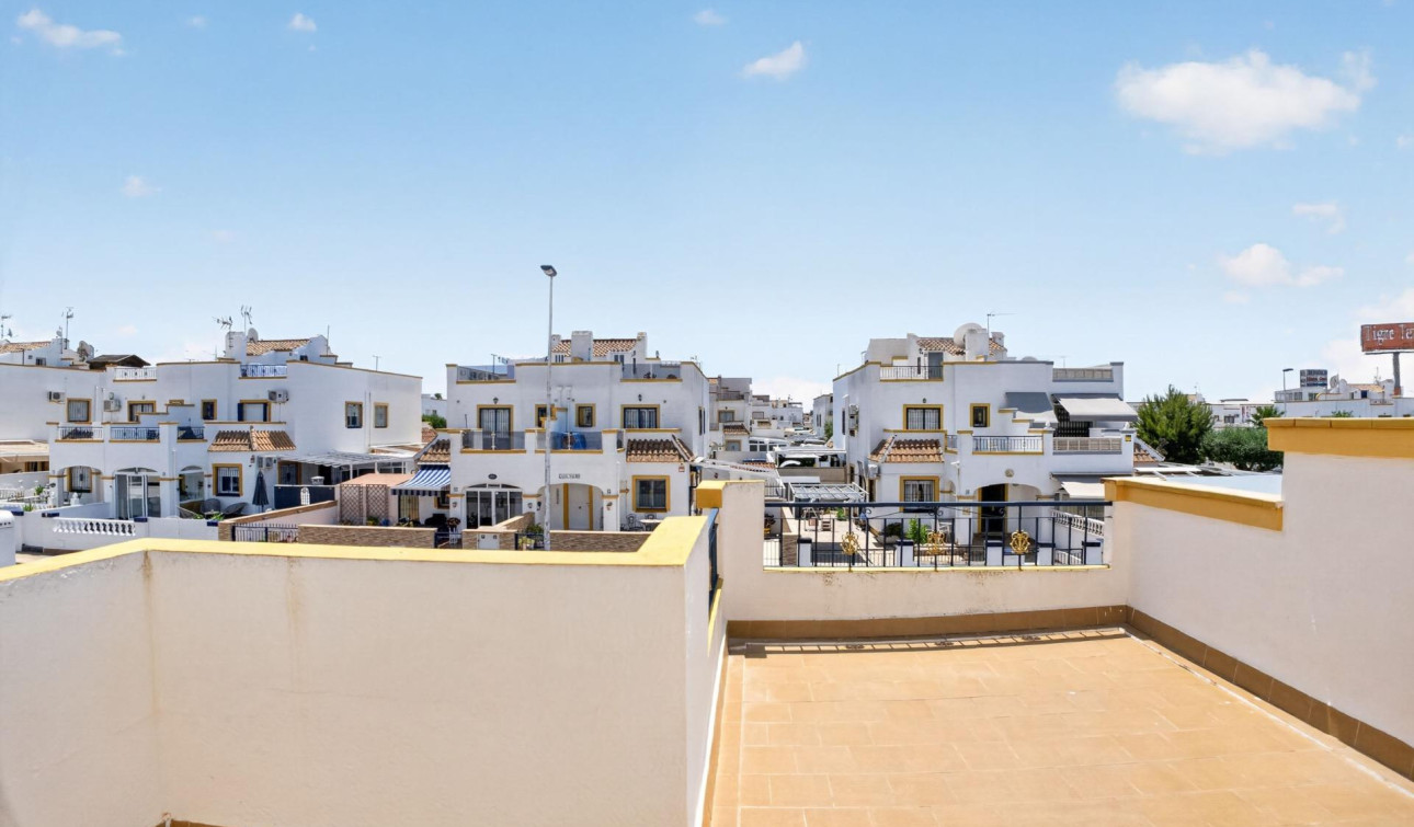 Herverkoop - Appartement / Flat - Torrevieja - La Siesta - El Salado - Torreta