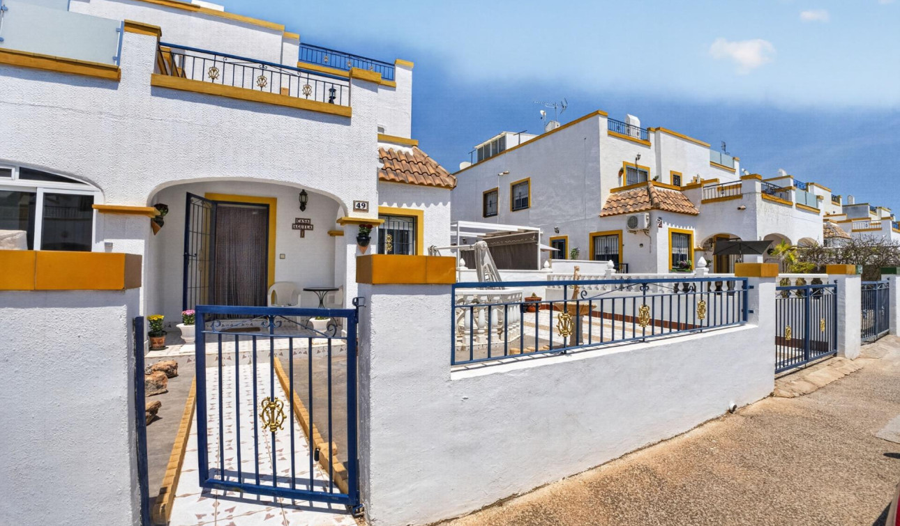Herverkoop - Appartement / Flat - Torrevieja - La Siesta - El Salado - Torreta