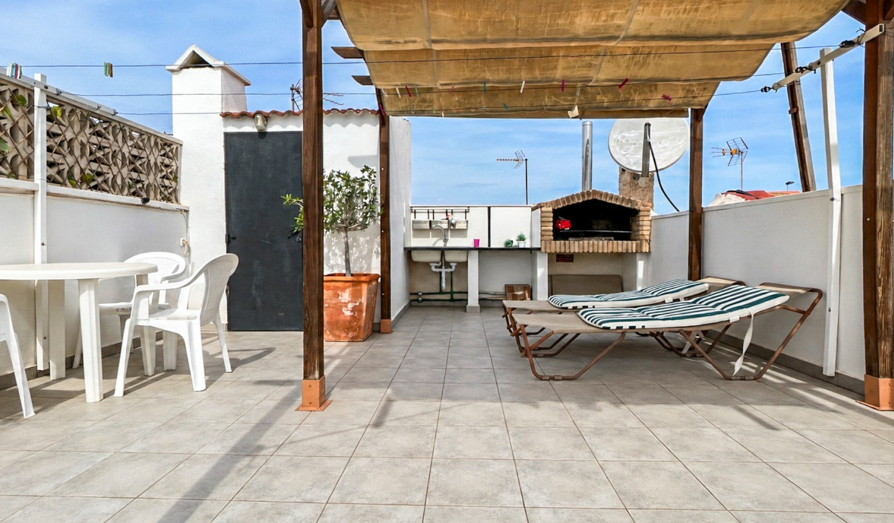 Herverkoop - Appartement / Flat - Torrevieja - La Siesta - El Salado -  Torreta