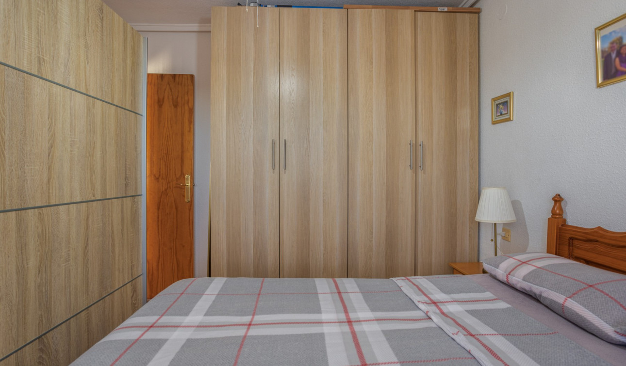 Herverkoop - Appartement / Flat - Torrevieja - La Siesta