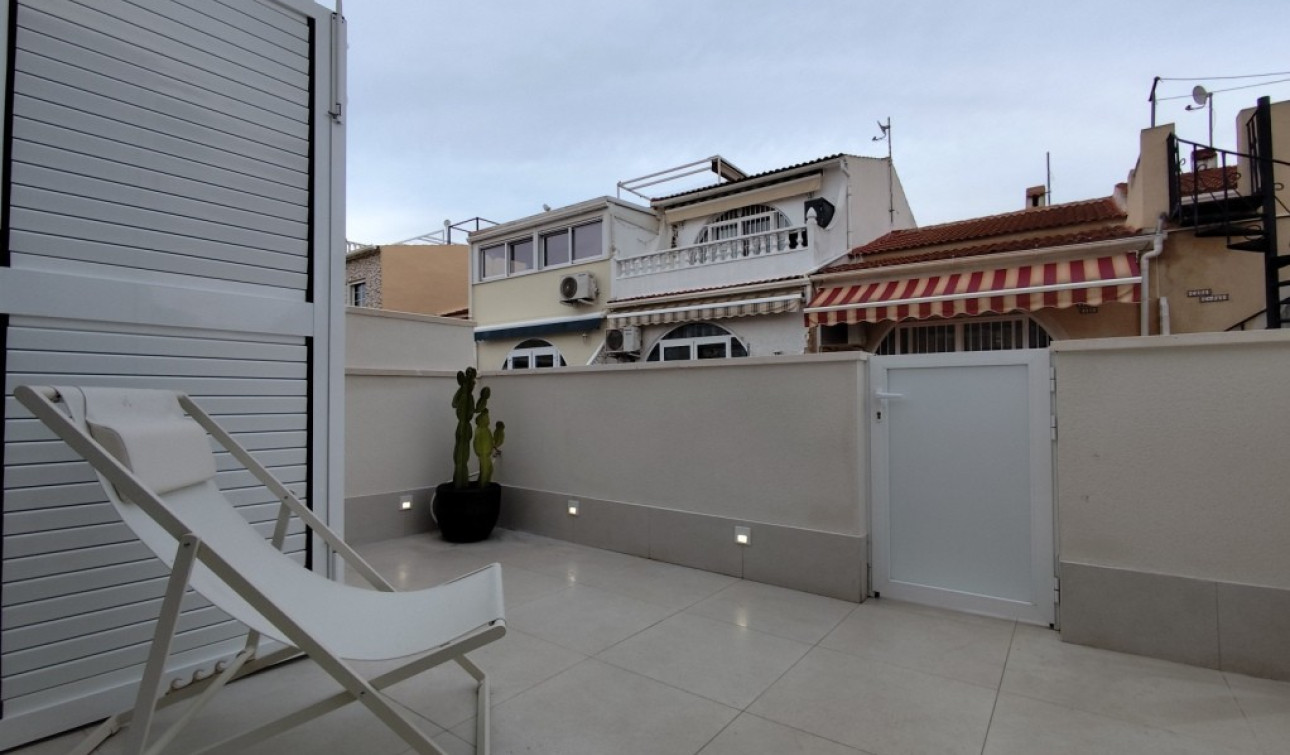 Herverkoop - Appartement / Flat - Torrevieja - La Siesta