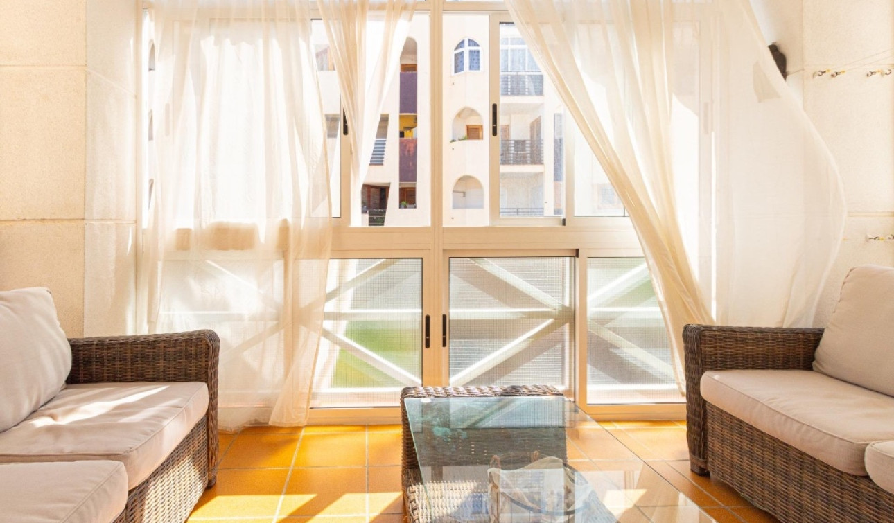 Herverkoop - Appartement / Flat - Torrevieja - La Veleta