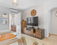 Herverkoop - Appartement / Flat - Torrevieja - Lago Jardin