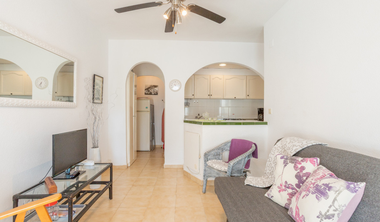 Herverkoop - Appartement / Flat - Torrevieja - Lago Jardin