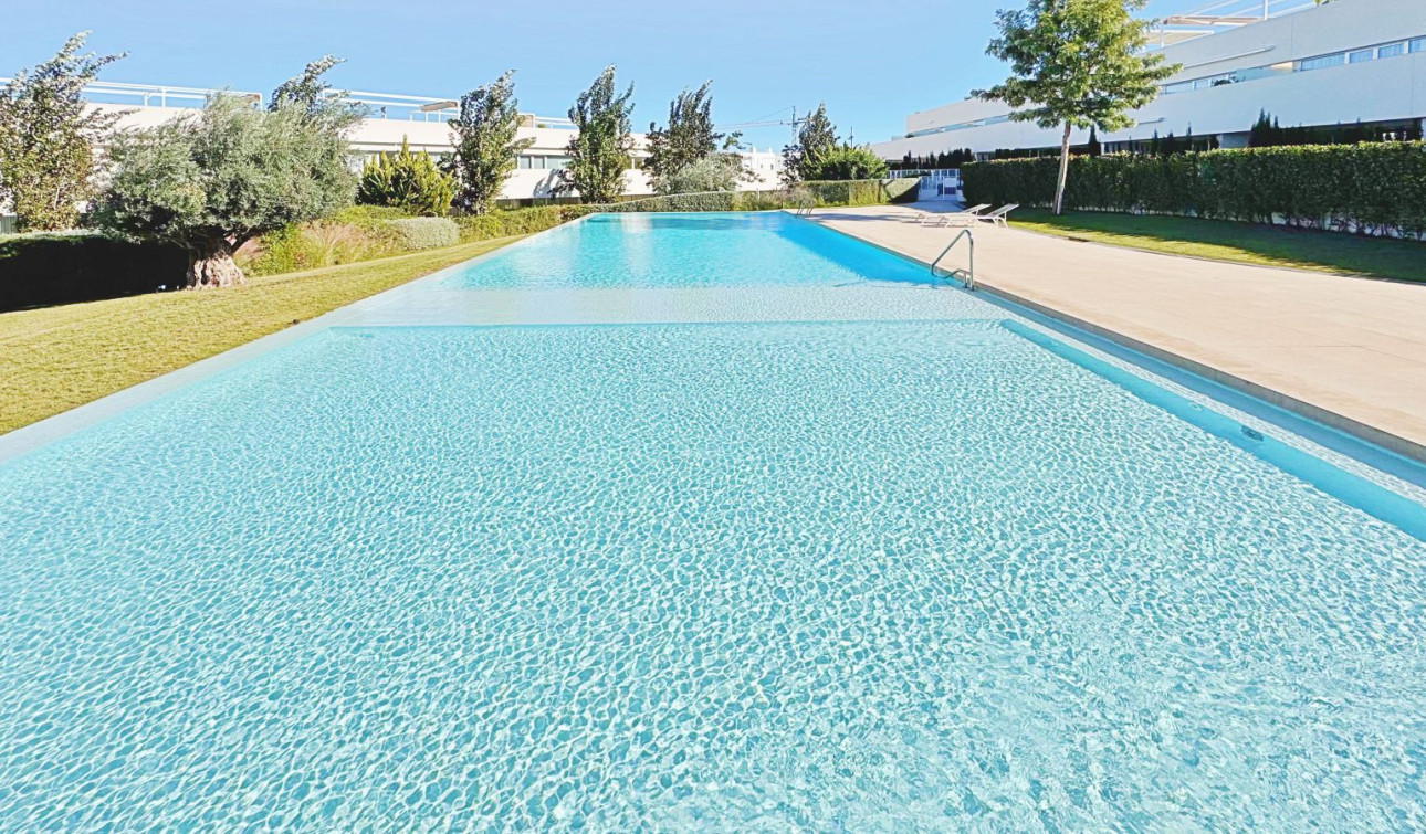 Herverkoop - Appartement / Flat - Torrevieja - Los Balcones