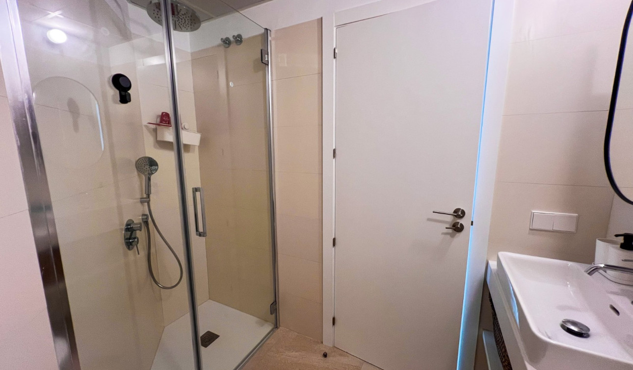 Herverkoop - Appartement / Flat - Torrevieja - Los Balcones