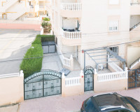 Herverkoop - Appartement / Flat - Torrevieja - Los Frutales