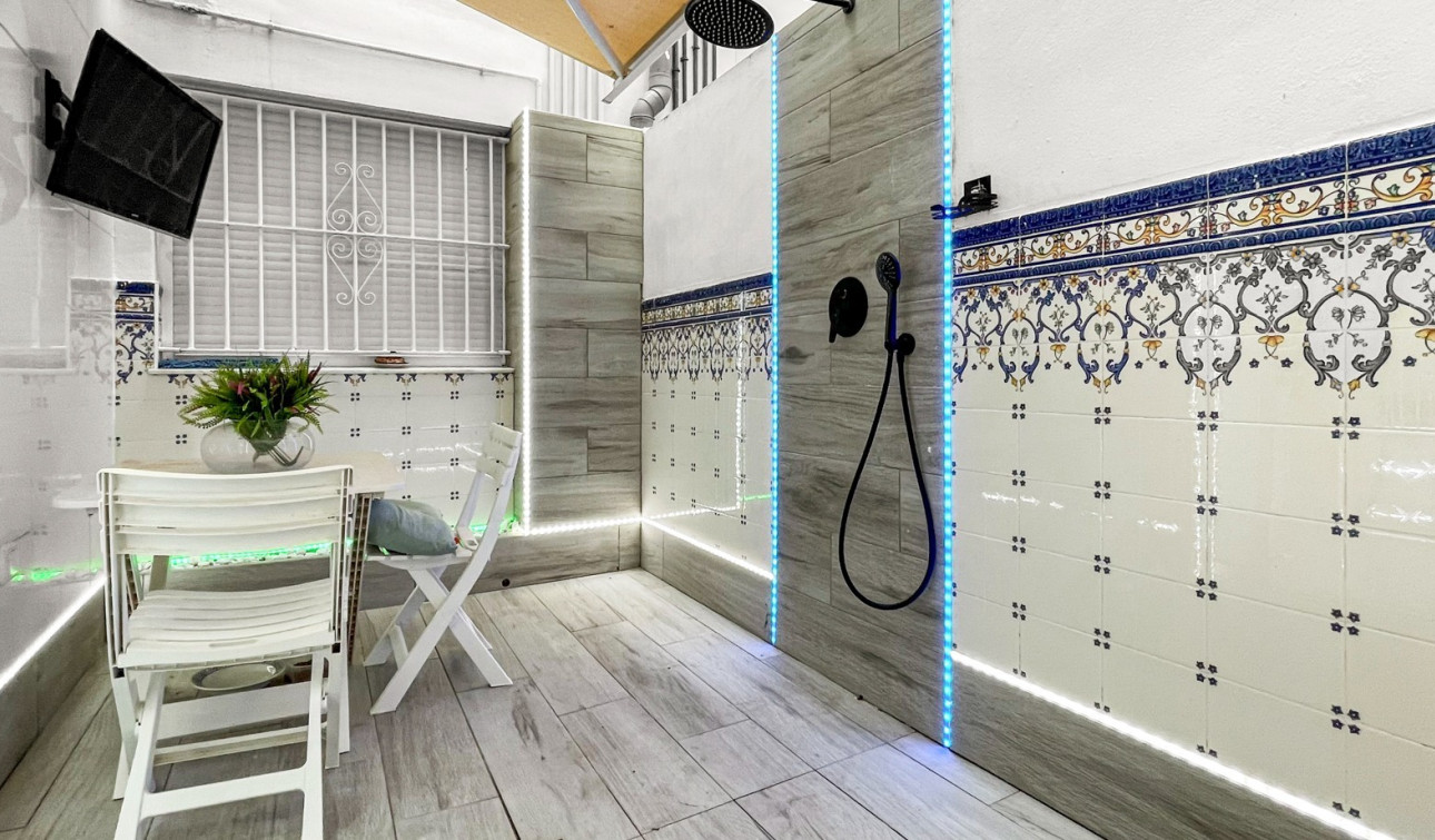 Herverkoop - Appartement / Flat - Torrevieja - Parque las naciones