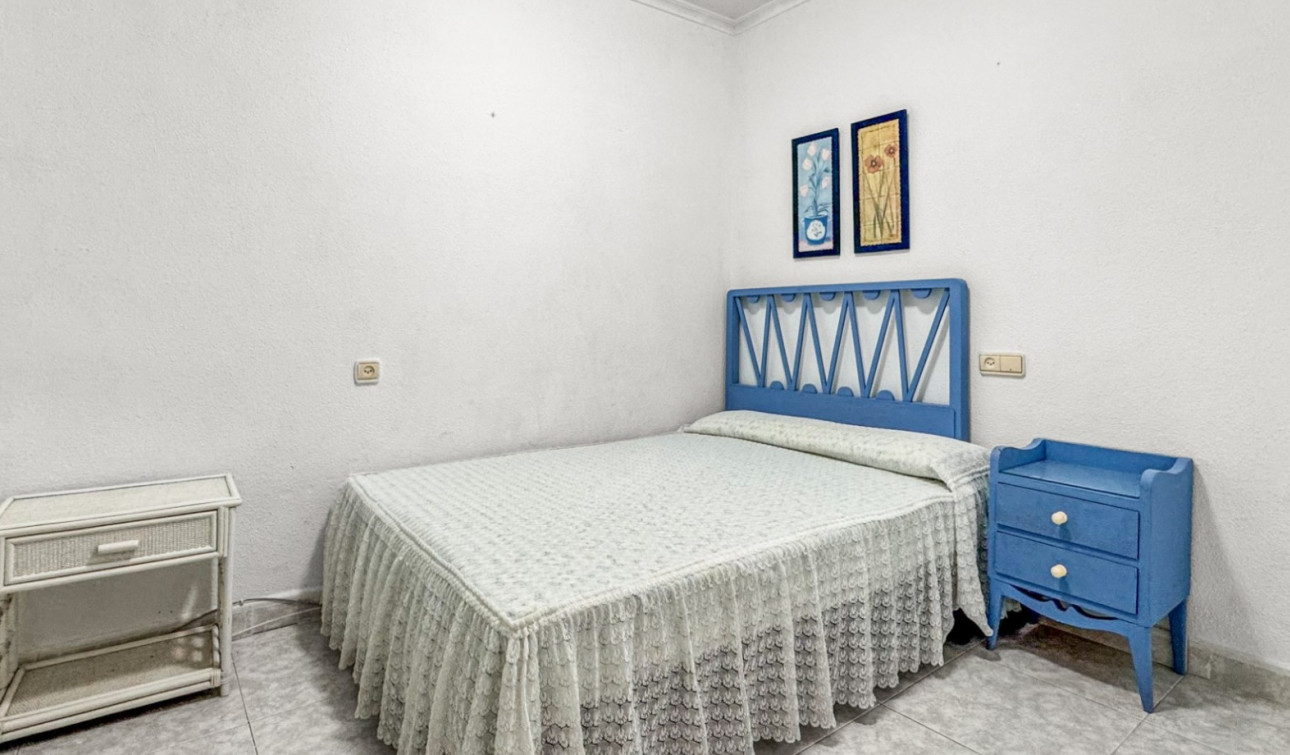 Herverkoop - Appartement / Flat - Torrevieja - Playa de los Locos