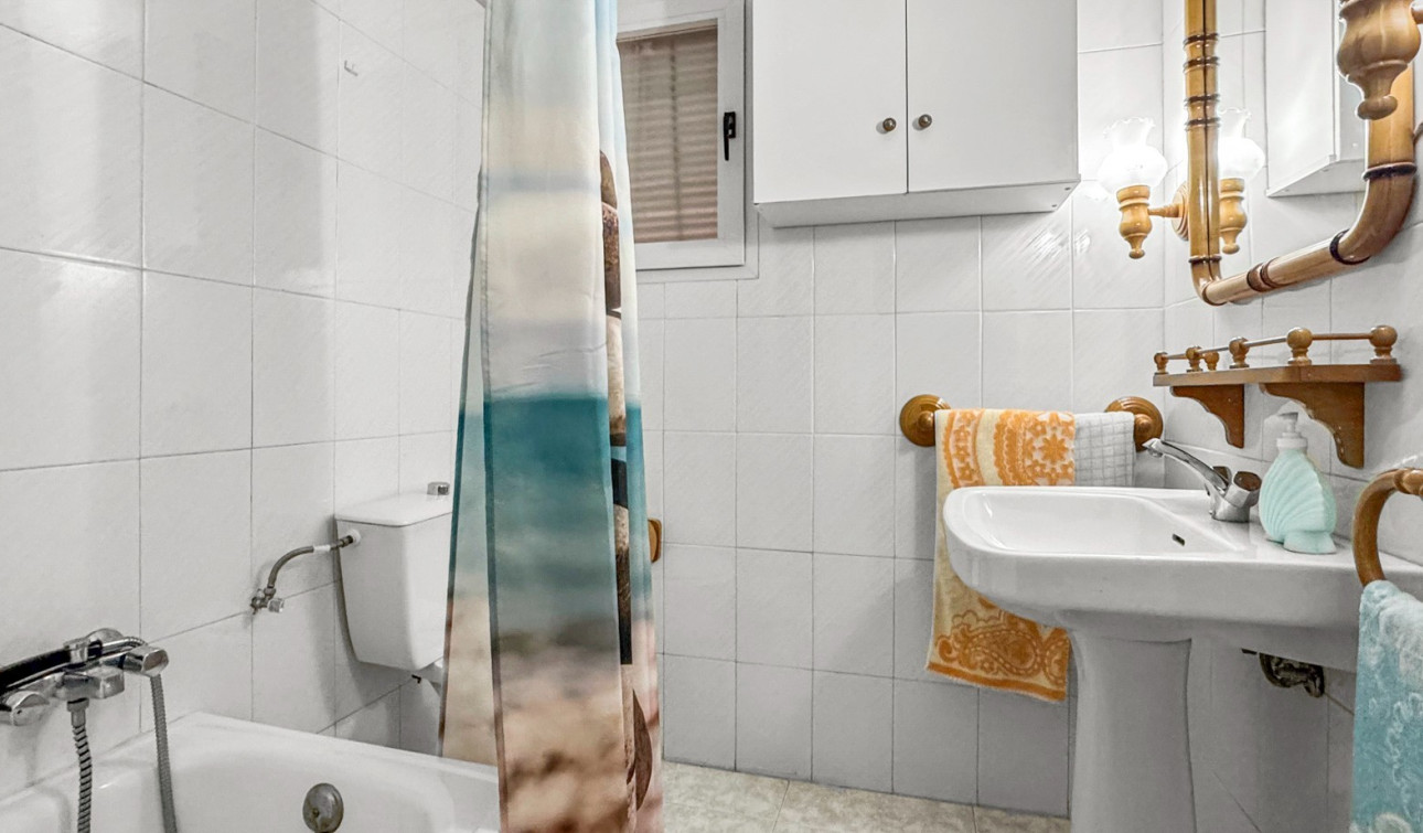 Herverkoop - Appartement / Flat - Torrevieja - Playa de los Locos