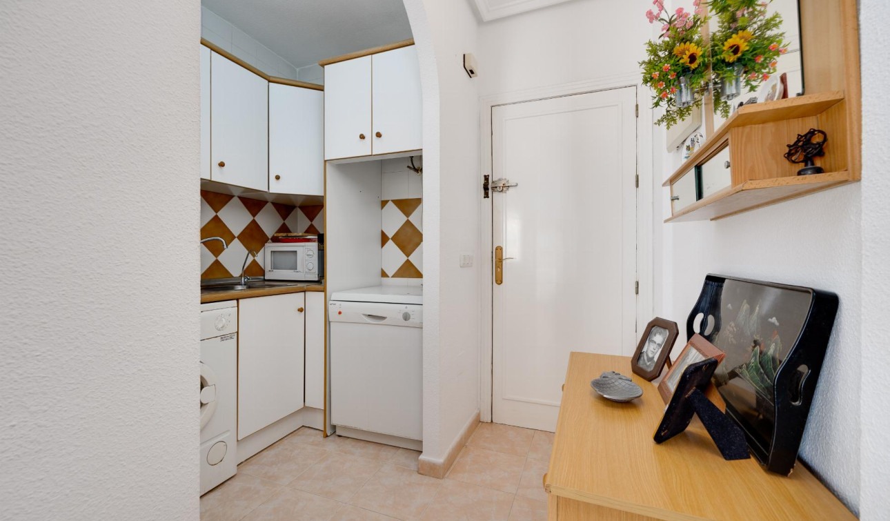 Herverkoop - Appartement / Flat - Torrevieja - playa de los naufragos