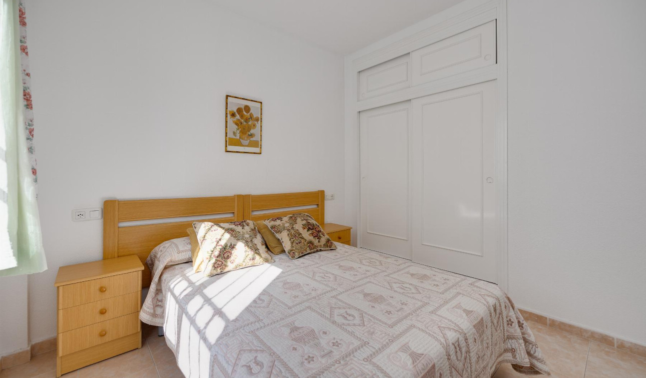 Herverkoop - Appartement / Flat - Torrevieja - playa de los naufragos