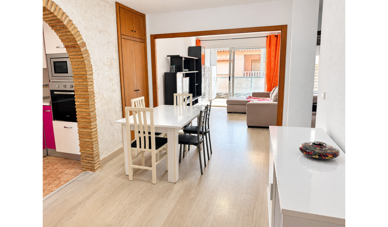 Herverkoop - Appartement / Flat - Torrevieja - playa de los naufragos