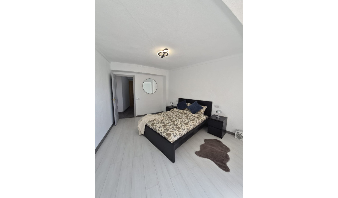 Herverkoop - Appartement / Flat - Torrevieja - Playa del Acequión