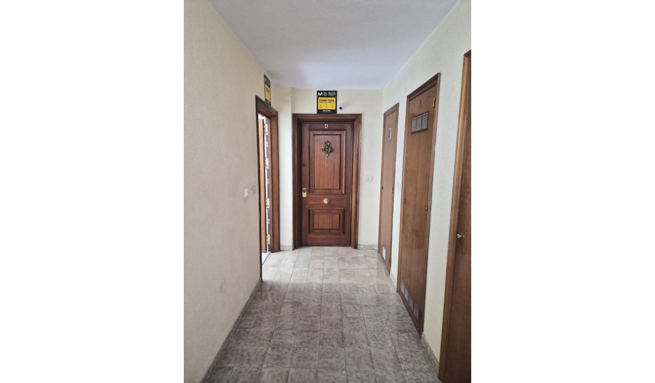 Herverkoop - Appartement / Flat - Torrevieja - Playa del Acequión