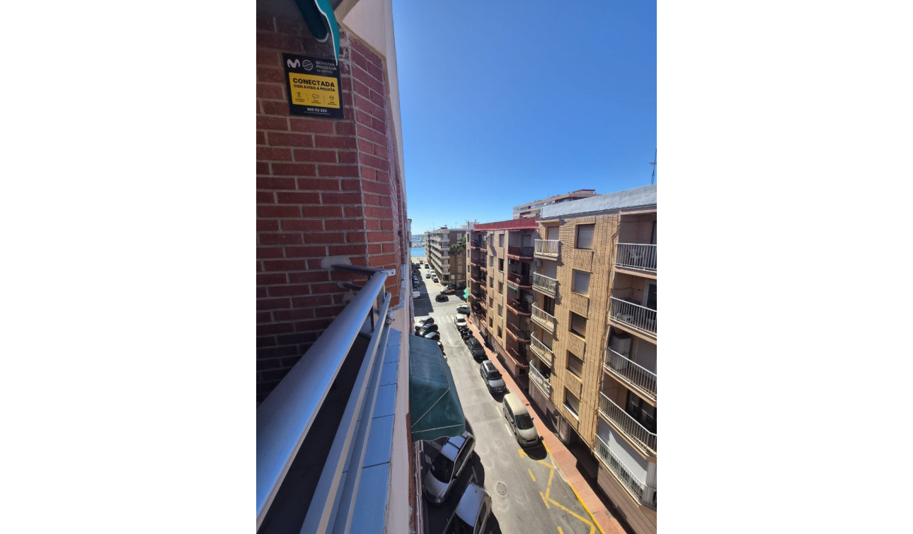 Herverkoop - Appartement / Flat - Torrevieja - Playa del Acequión