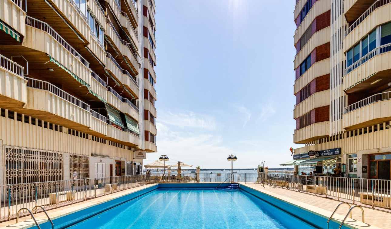 Herverkoop - Appartement / Flat - Torrevieja - Playa del Acequión