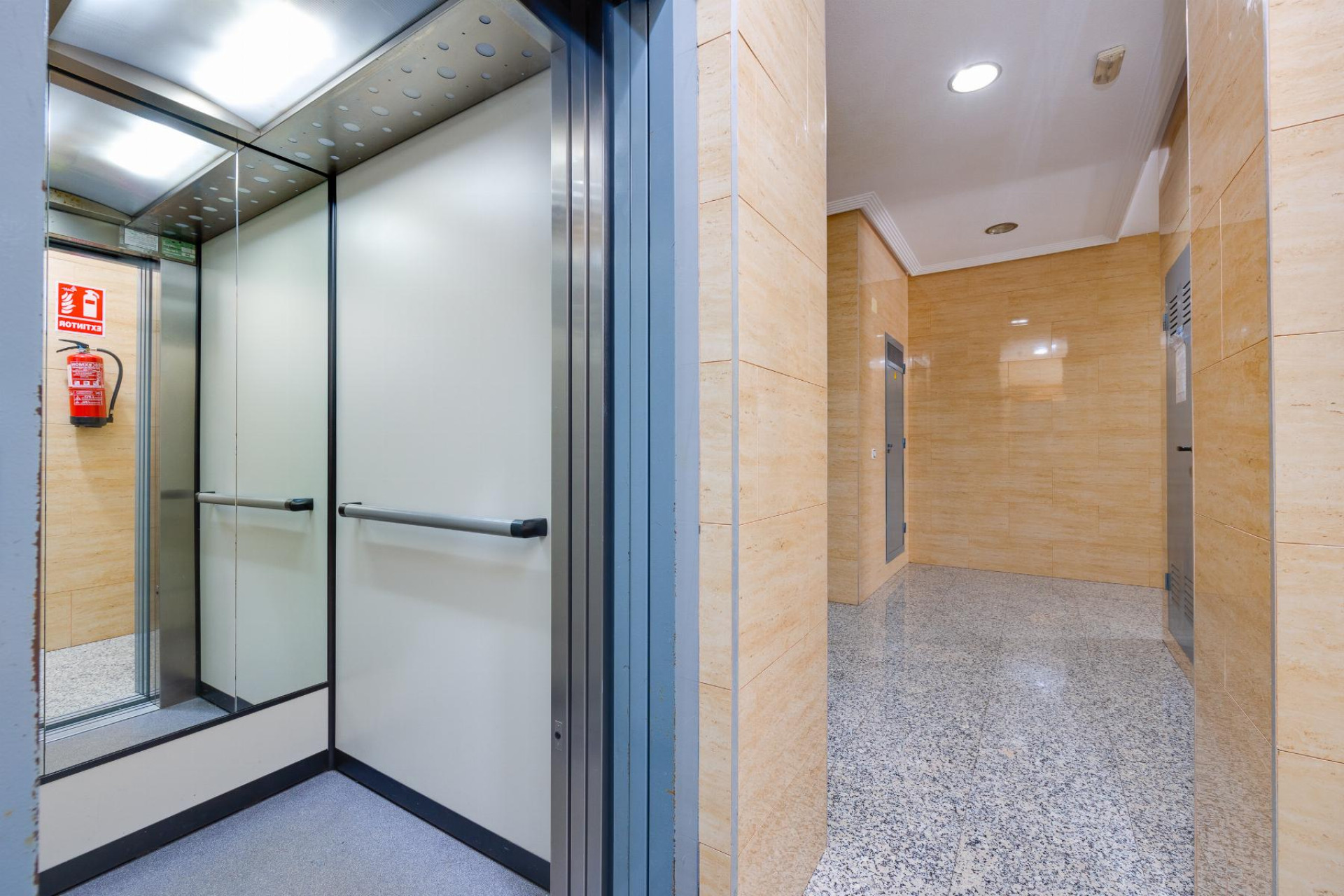 Herverkoop - Appartement / Flat - Torrevieja - Playa del Acequión