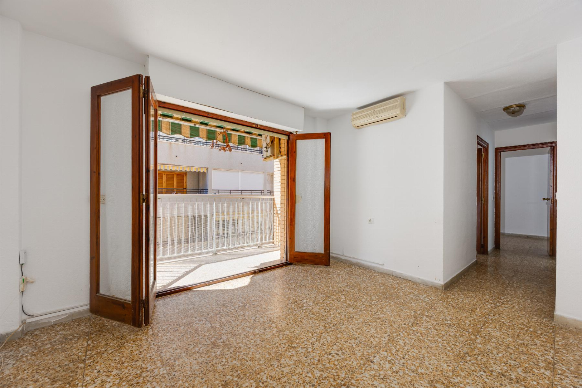 Herverkoop - Appartement / Flat - Torrevieja - Playa del Acequión