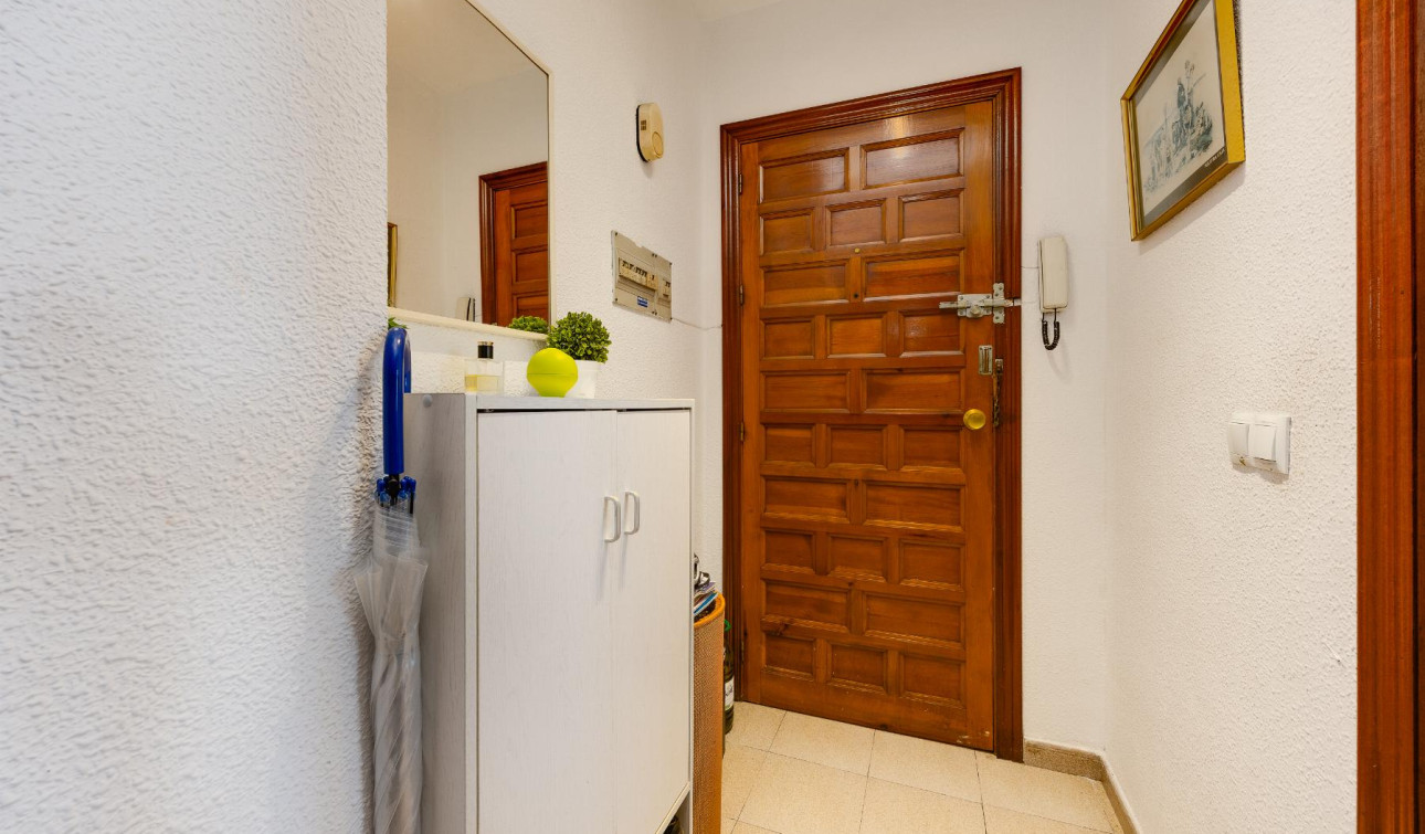 Herverkoop - Appartement / Flat - Torrevieja - Playa del Acequión
