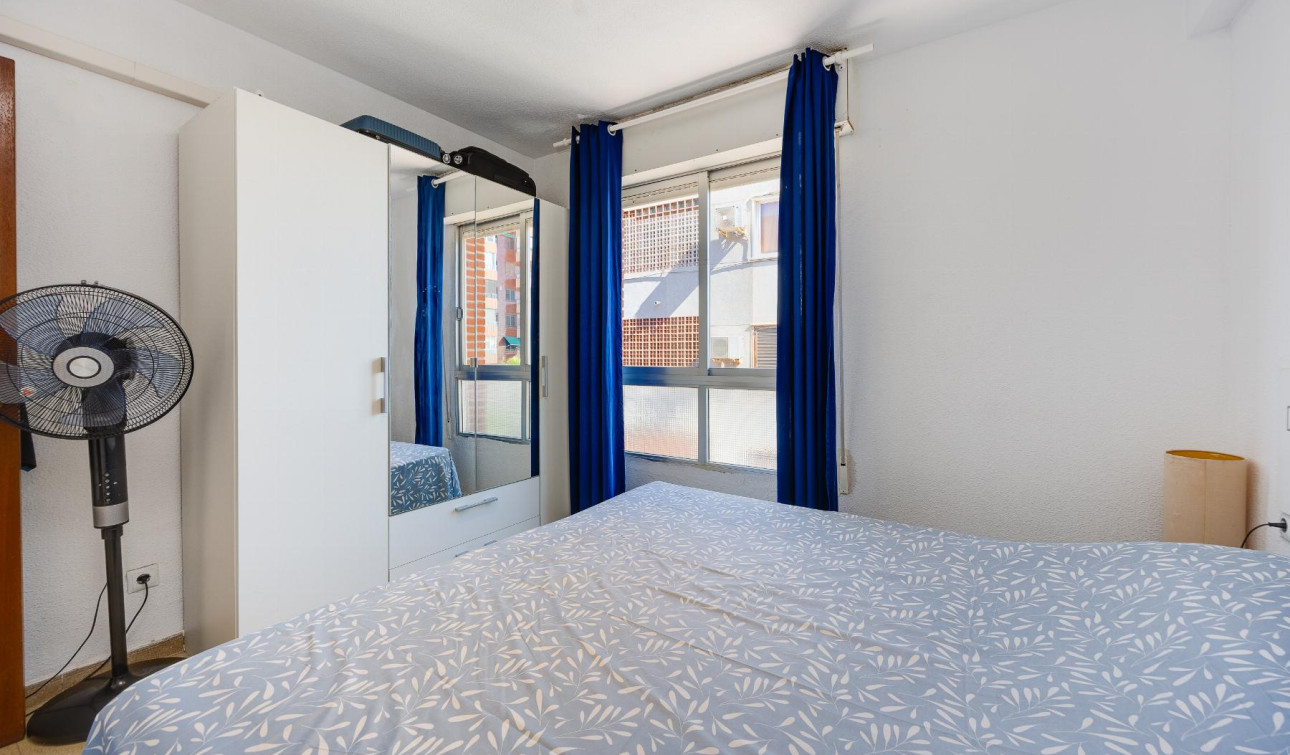 Herverkoop - Appartement / Flat - Torrevieja - Playa del Acequión