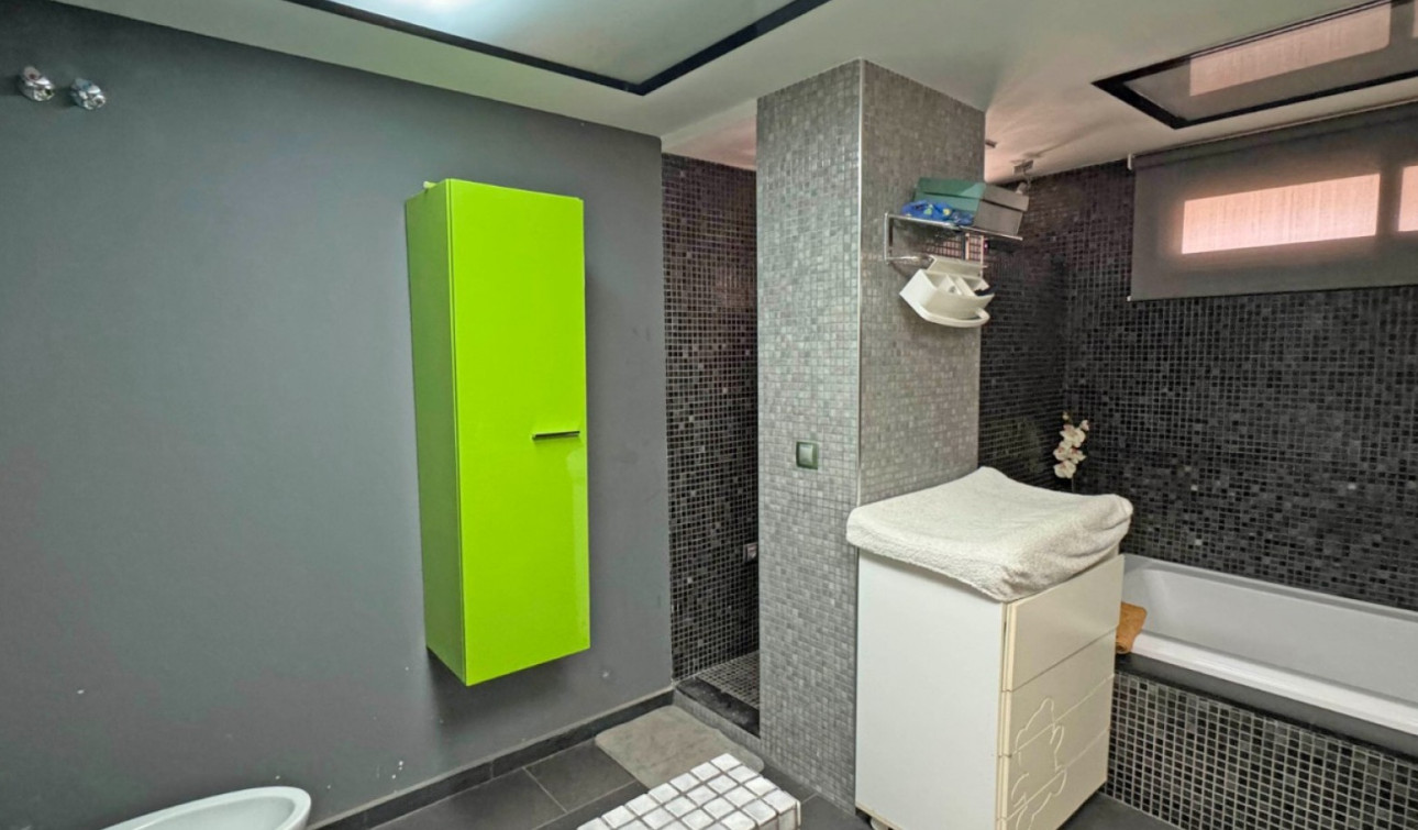 Herverkoop - Appartement / Flat - Torrevieja - Playa del Cura