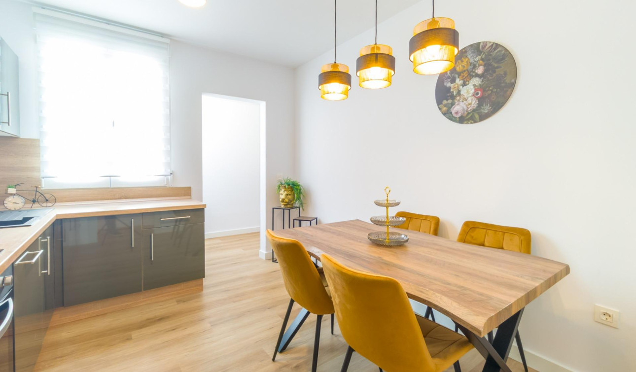 Herverkoop - Appartement / Flat - Torrevieja - Playa del cura