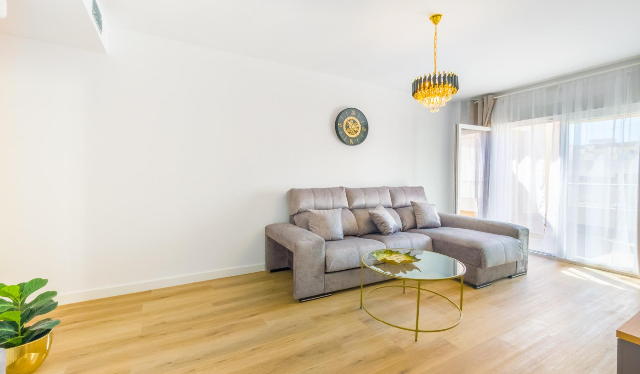 Herverkoop - Appartement / Flat - Torrevieja - Playa del cura
