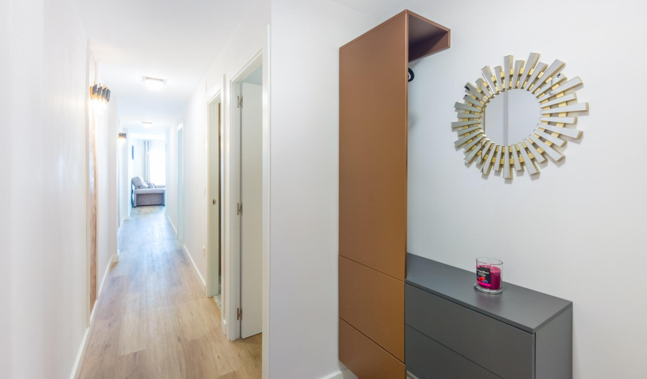 Herverkoop - Appartement / Flat - Torrevieja - Playa del cura