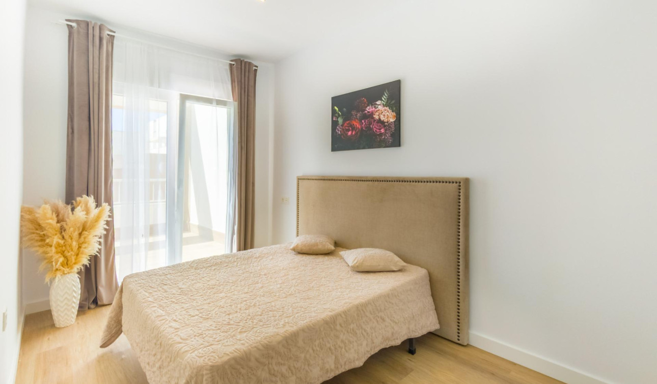 Herverkoop - Appartement / Flat - Torrevieja - Playa del cura